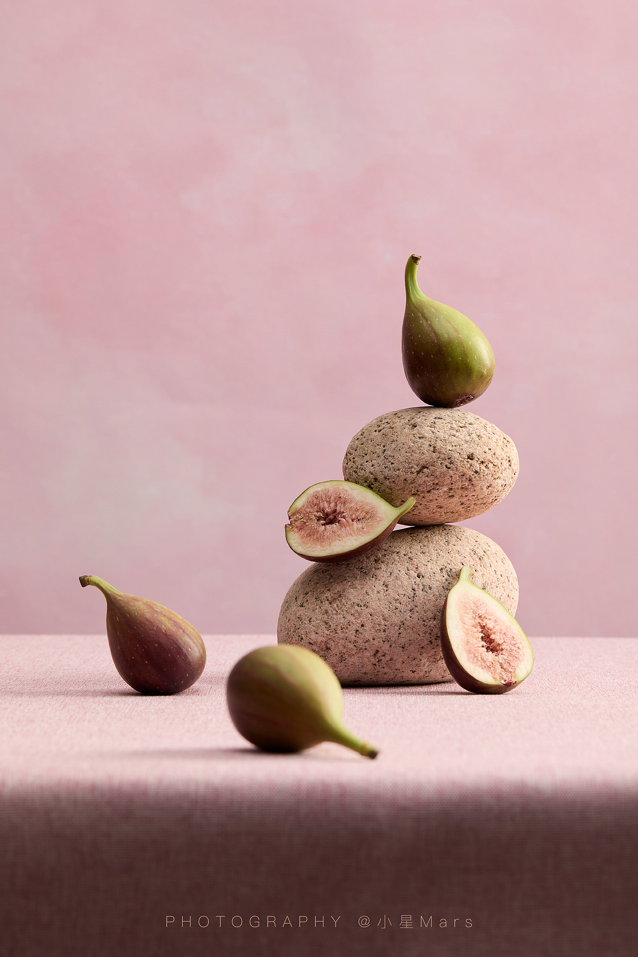 水果摄影|空气里也藏着粉色的温柔 无花果 静物微距