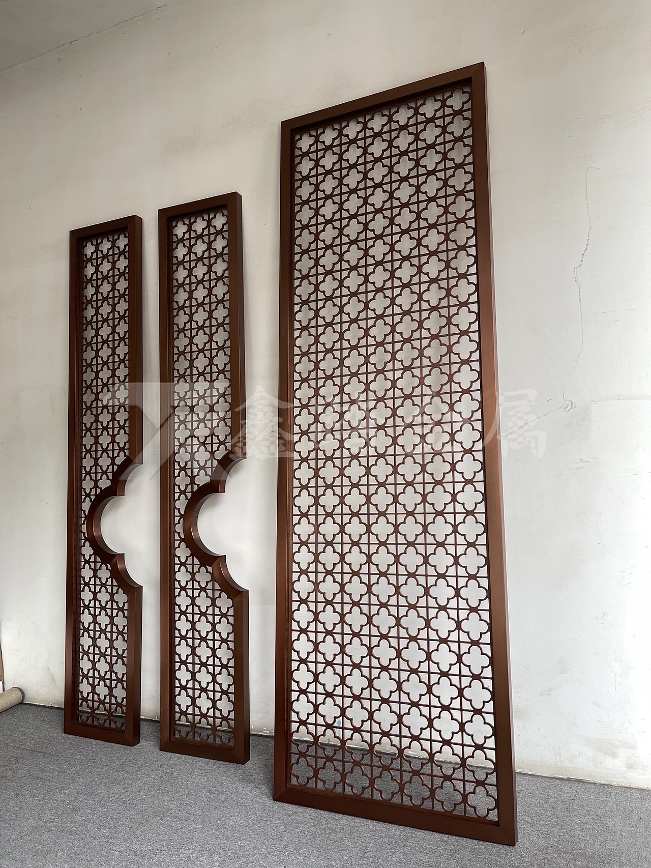   红古铜系列 镂空梅花不锈钢屏风酒店餐厅金属隔断