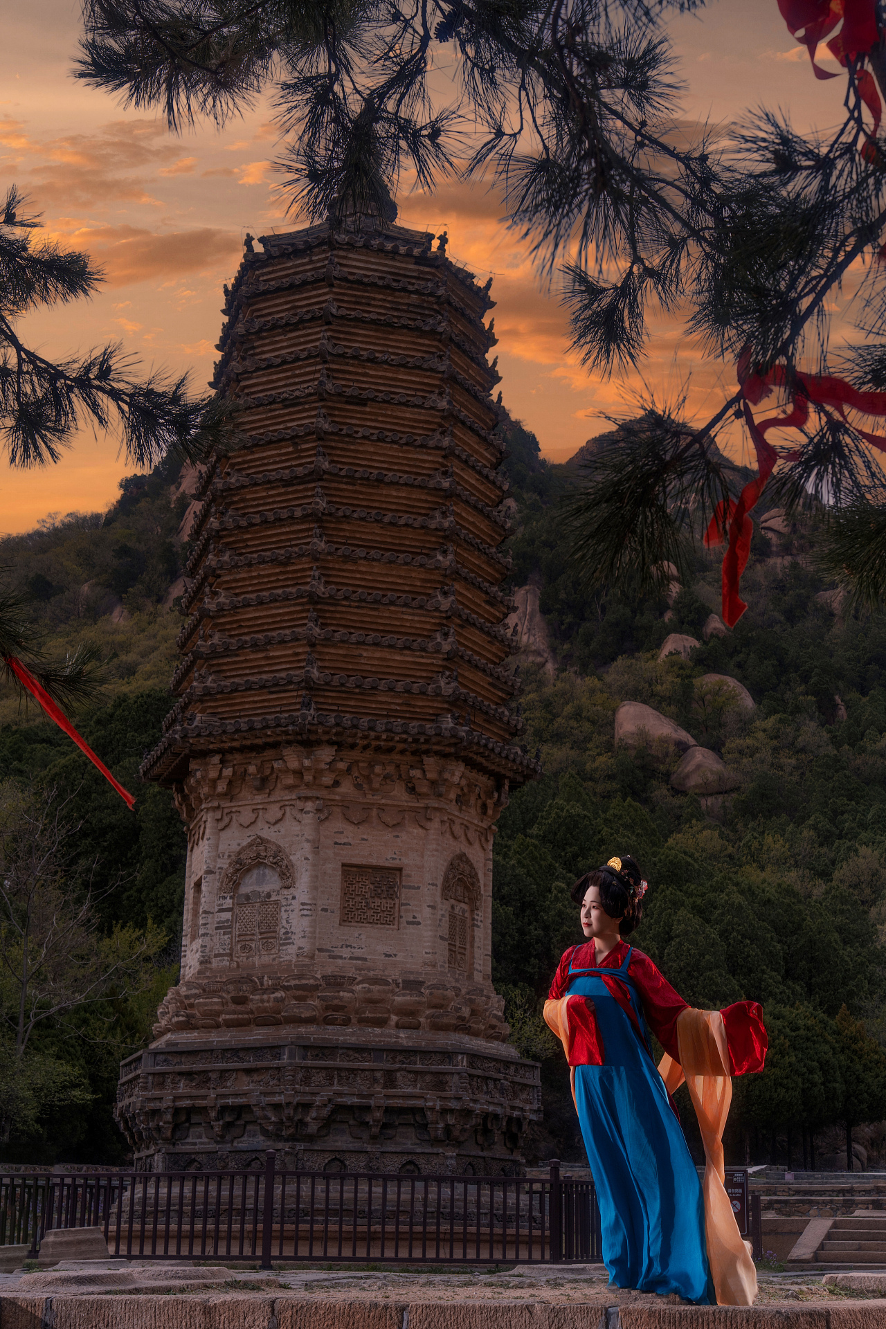 银山塔林大唐侍女