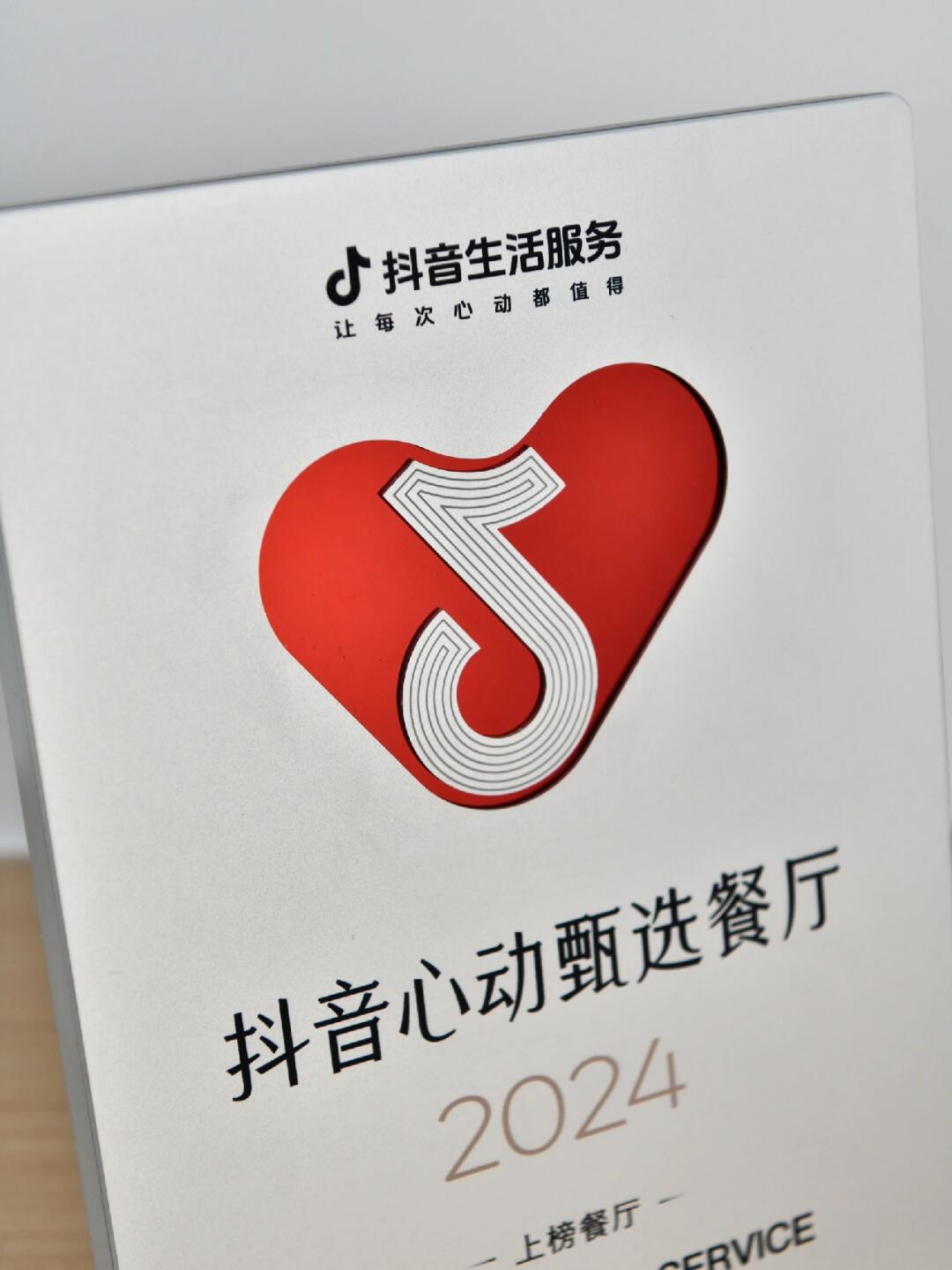 聘书 授权证书 结业证书如何设计不落俗套？#证书设计 #结业证书设计 #雨田侃设计（图ZMTUwNzA5Mjg=） - 教程 - 站酷设计师雨田侃设计原创素材 - 站酷ZCOOL