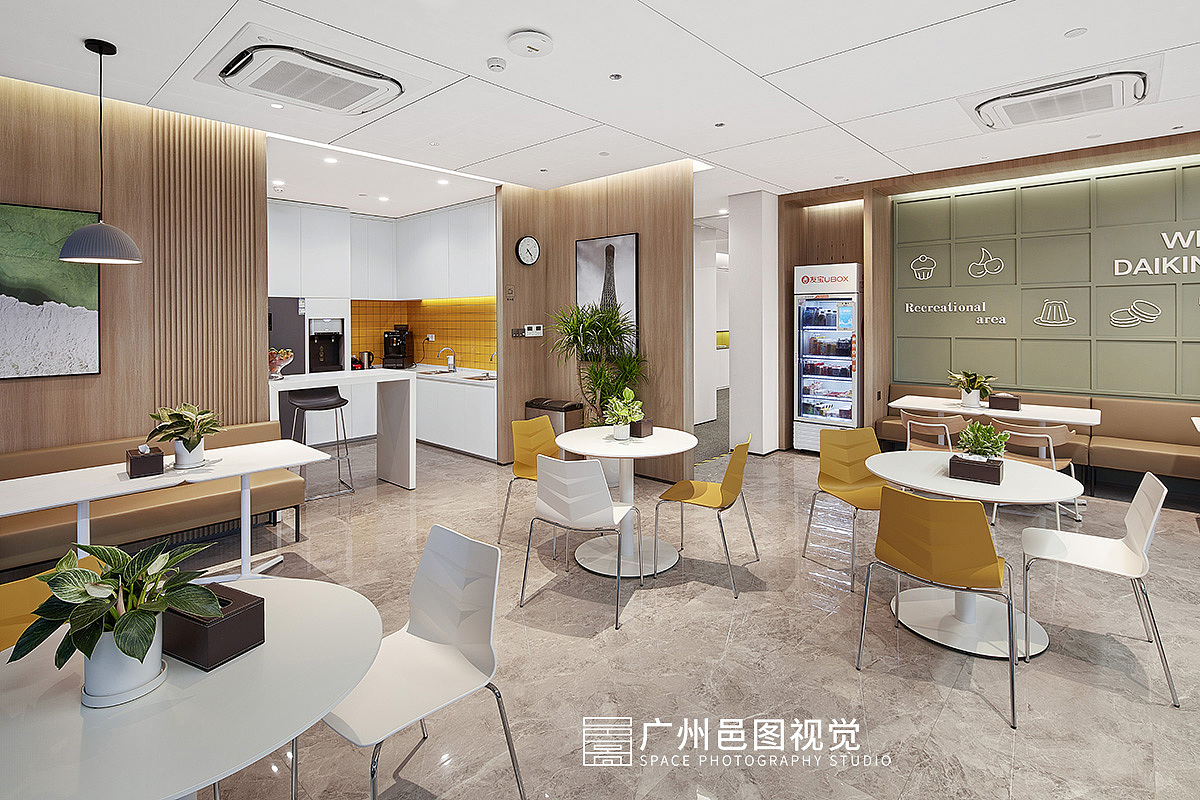 办公室摄影 丨 日本大金空调中国区办公环境（图ZMzg5MzM3ODQ0） - 环境/建筑摄影 - 站酷设计师邑图室内摄影原创素材 - 站酷ZCOOL