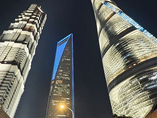 外滩夜景"三剑客"