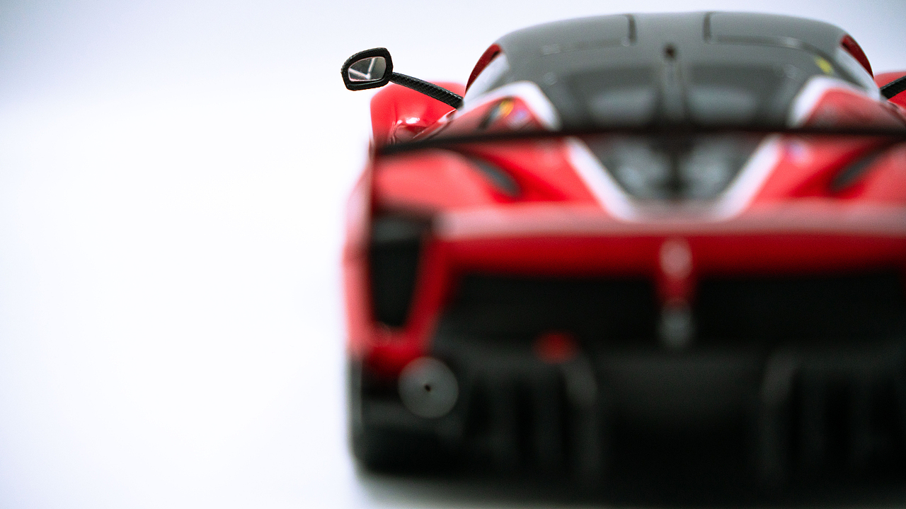 Ferrari FXXK EVO 1:18 Bburago