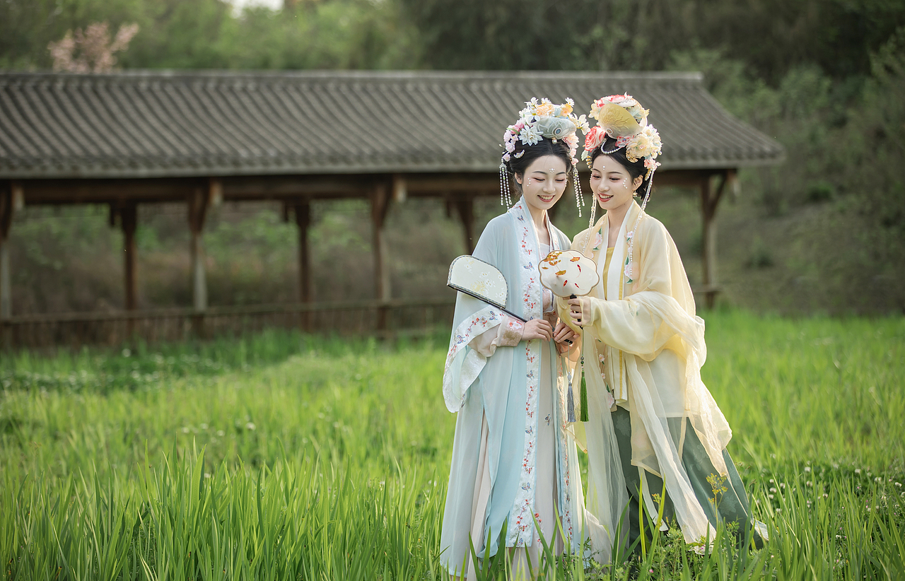 春和景明（图ZMzg5NDI1NTQ0） - 人像摄影 - 站酷设计师枫叶剑桥原创素材 - 站酷ZCOOL
