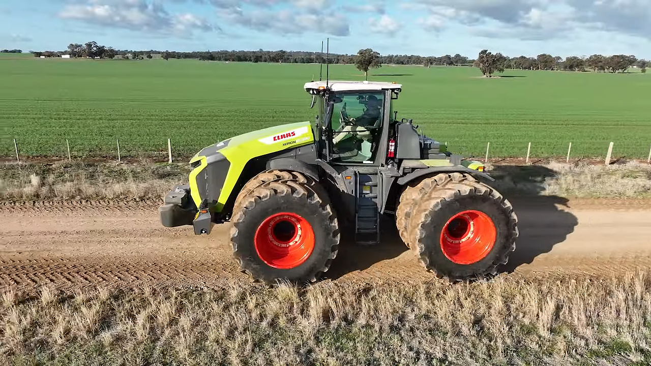 CLAAS拖拉机（图ZMzg5NDQ5ODIw） - 交通工具 - 站酷设计师拖拉机手阿杜原创素材 - 站酷ZCOOL