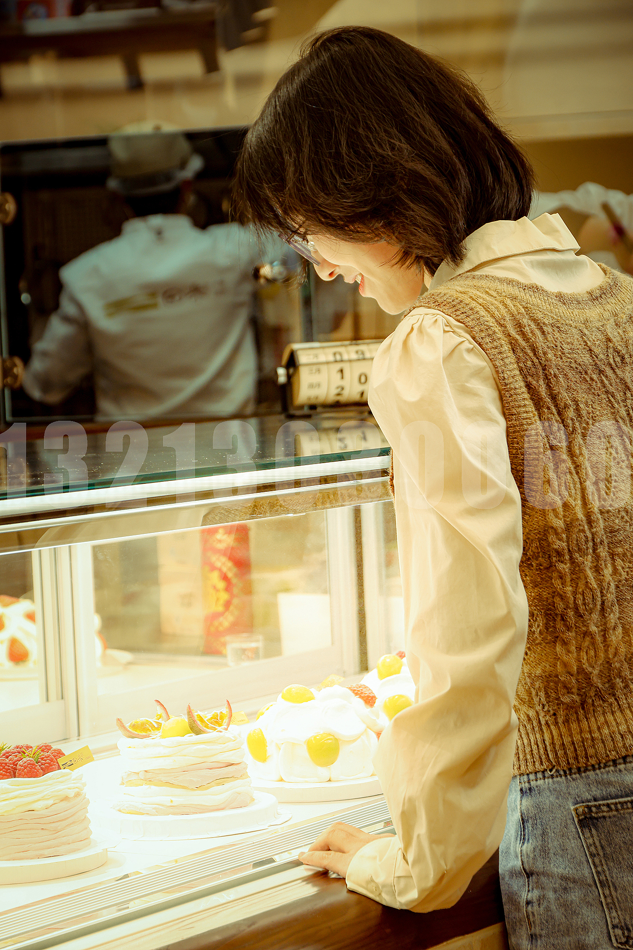 田朵半糖蛋糕店 | PUBLICIZE 2025 烘焙人物攝影（圖ZMzg5NTE2MzIw） - 美食攝影 - 站酷設(shè)計(jì)師鄭州靜物美食攝影原創(chuàng)素材 - 站酷ZCOOL