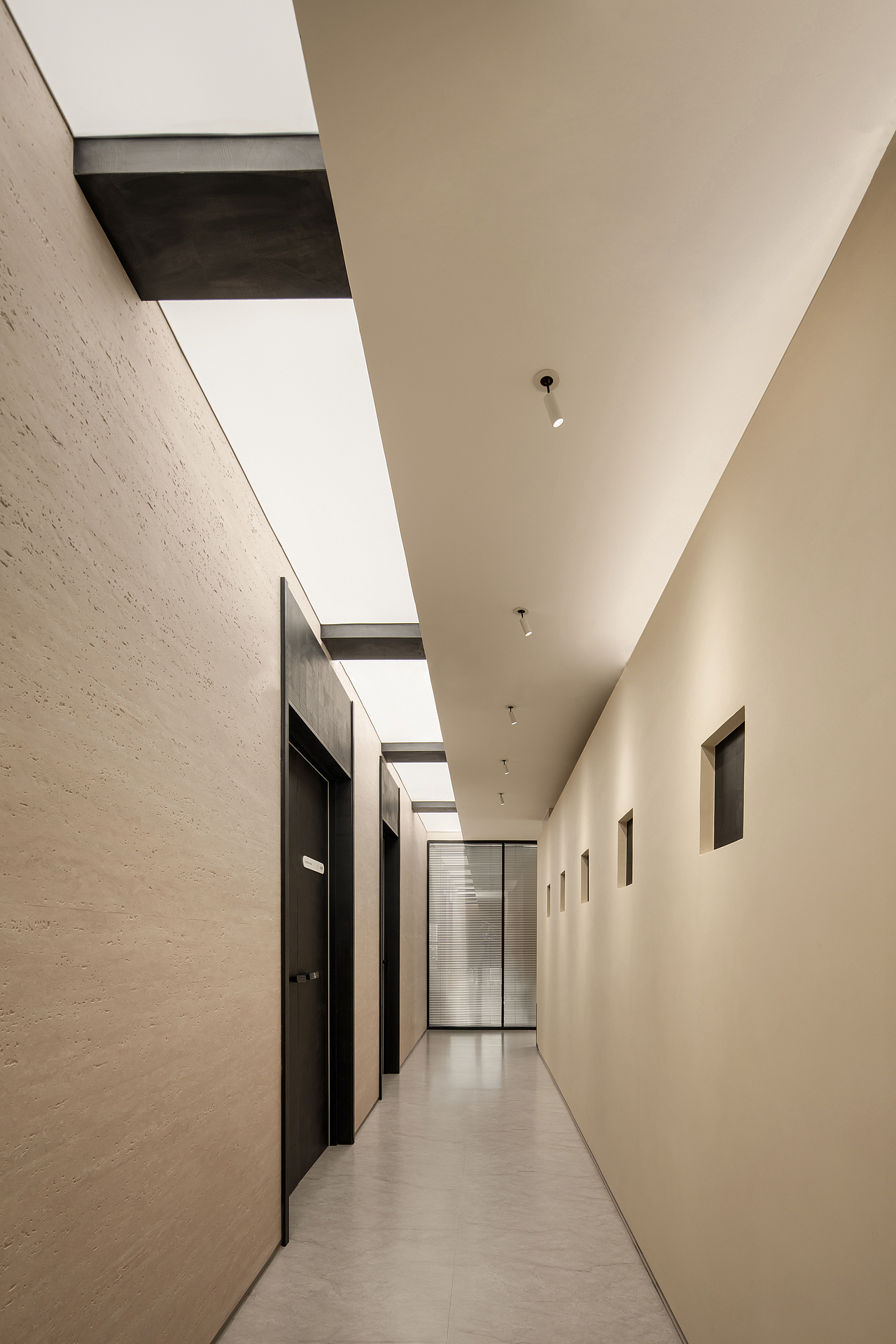 芮思米医疗美容·国金店｜MOOTHAN. DESIGN（图ZMzg5NTg3NDQ0） - 商业空间设计 - 站酷设计师末染设计原创素材 - 站酷ZCOOL