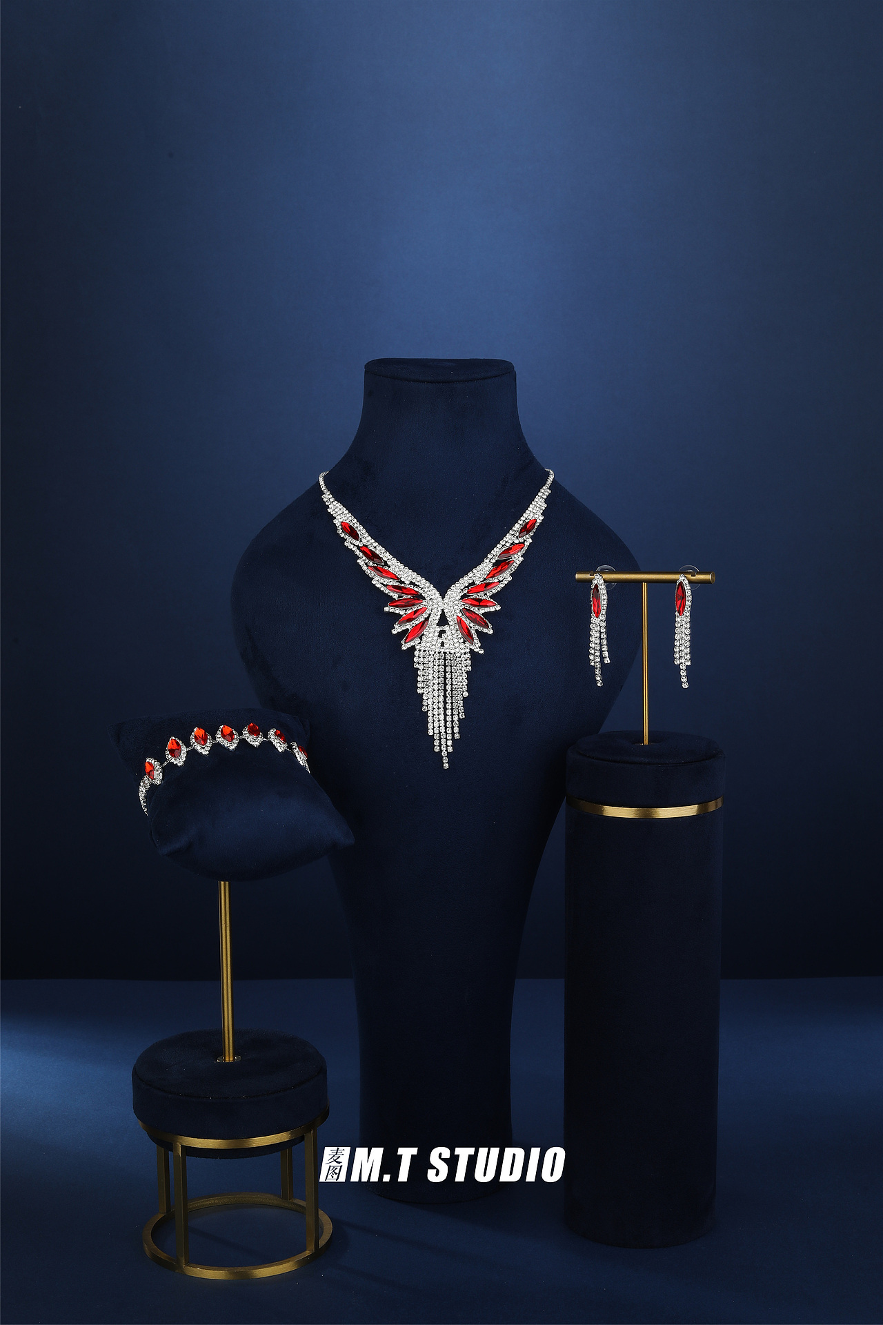 希音丨跨境丨首饰丨皇冠丨婚庆丨饰品丨麦图摄影