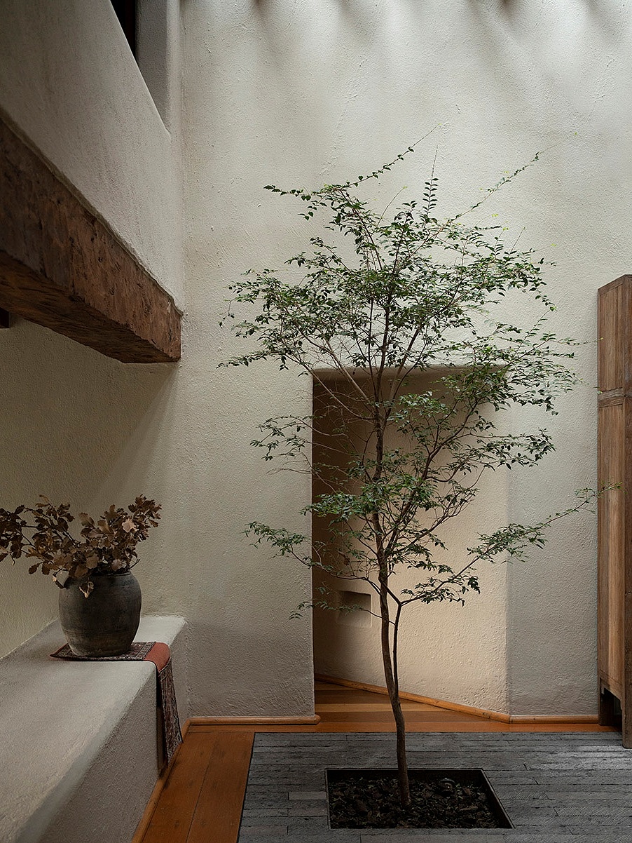 186平米中性侘寂风设计