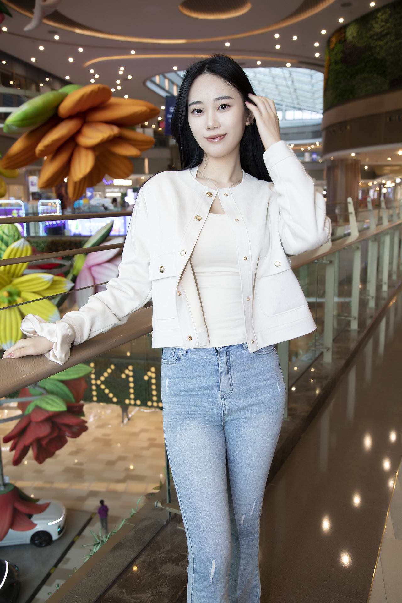 商场写真（图ZMzg5ODQzMTg4） - 人像摄影 - 站酷设计师夏天的蓝色皮卡丘原创素材 - 站酷ZCOOL