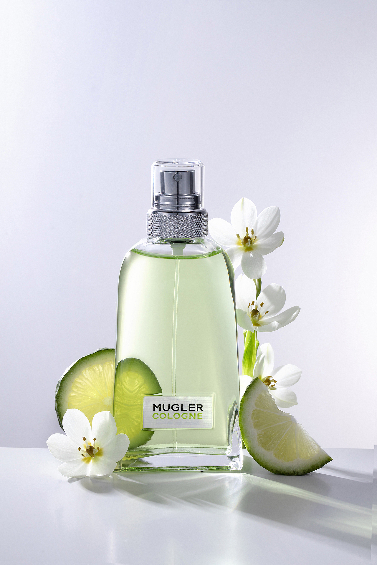 香水摄影 | Mugler青净古龙香水拍摄（图ZMzg5ODQ5NTQw） - 产品摄影 - 站酷设计师娜家视觉原创素材 - 站酷ZCOOL