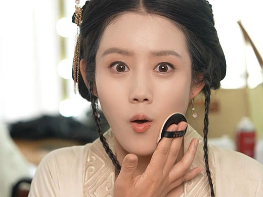 菁蝴蝶气垫 信息流作品（个人主页-ZNzE4NTEzMzY=） - 其他摄影 - 站酷设计师BoXin_ZHAO原创素材 - 站酷ZCOOL