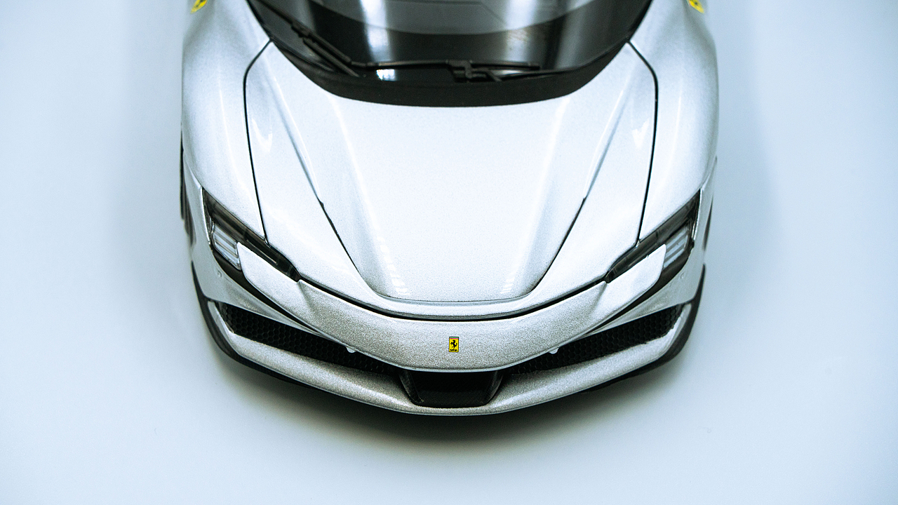 Ferrari SF90 Stradale 1:18 Bburago