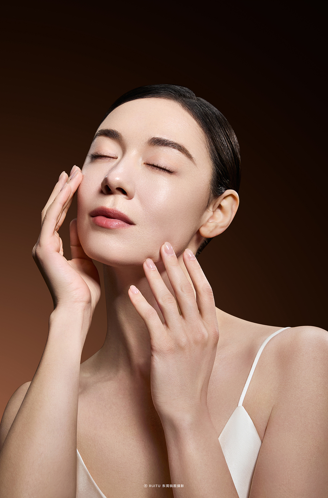 JOVS 骄予时微晶眼贴美容仪策划摄影 | 东莞锐图摄影(图ZMzkwMDI5MzQ4) - 人像摄影 - 站酷设计师东莞锐图摄影原创素材 - 站酷ZCOOL