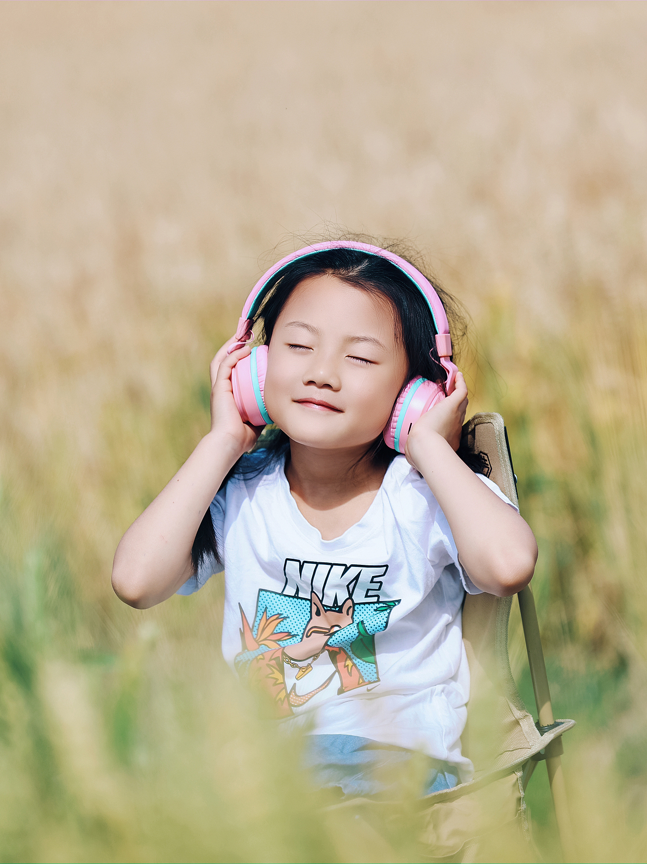 儿童摄影 | 麦田里的小女孩,是人间天使（图ZMzkwMDY3Mzky） - 人像摄影 - 站酷设计师摄影师_罗少原创素材 - 站酷ZCOOL