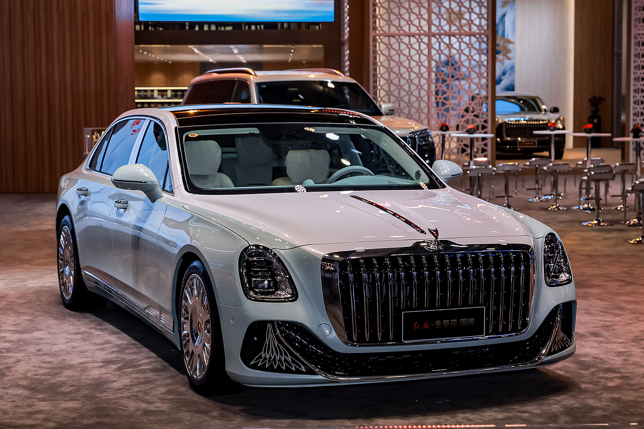 2025上海车展红旗金葵花