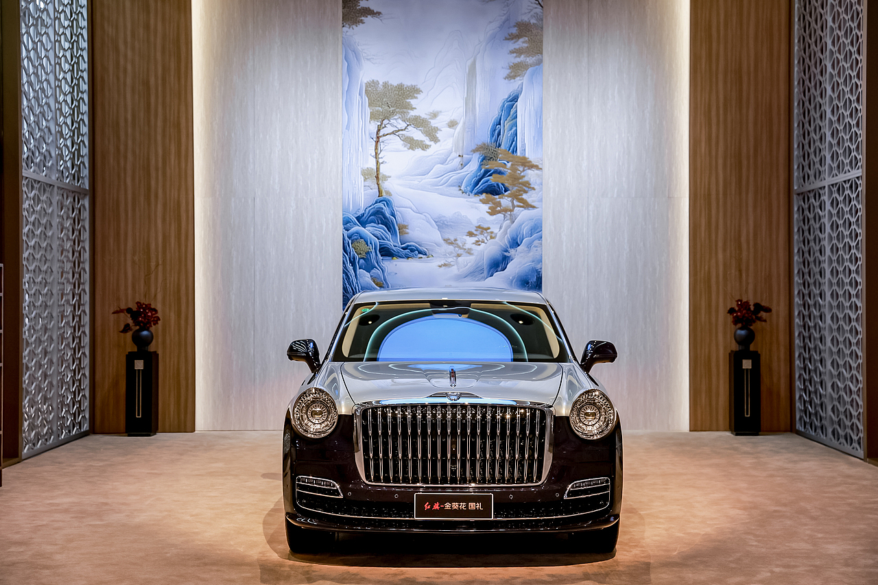 2025上海车展红旗金葵花