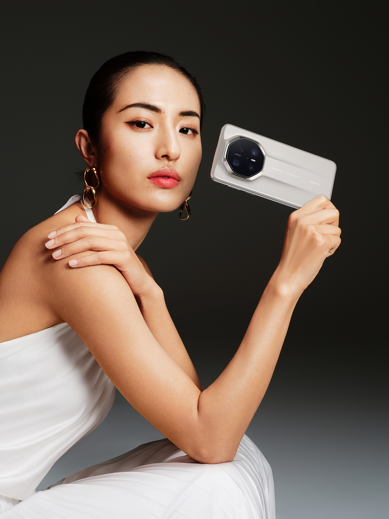 华为手机大片（图ZMzkwMTg4NTA4） - 产品摄影 - 站酷设计师摄影师刘杨原创素材 - 站酷ZCOOL