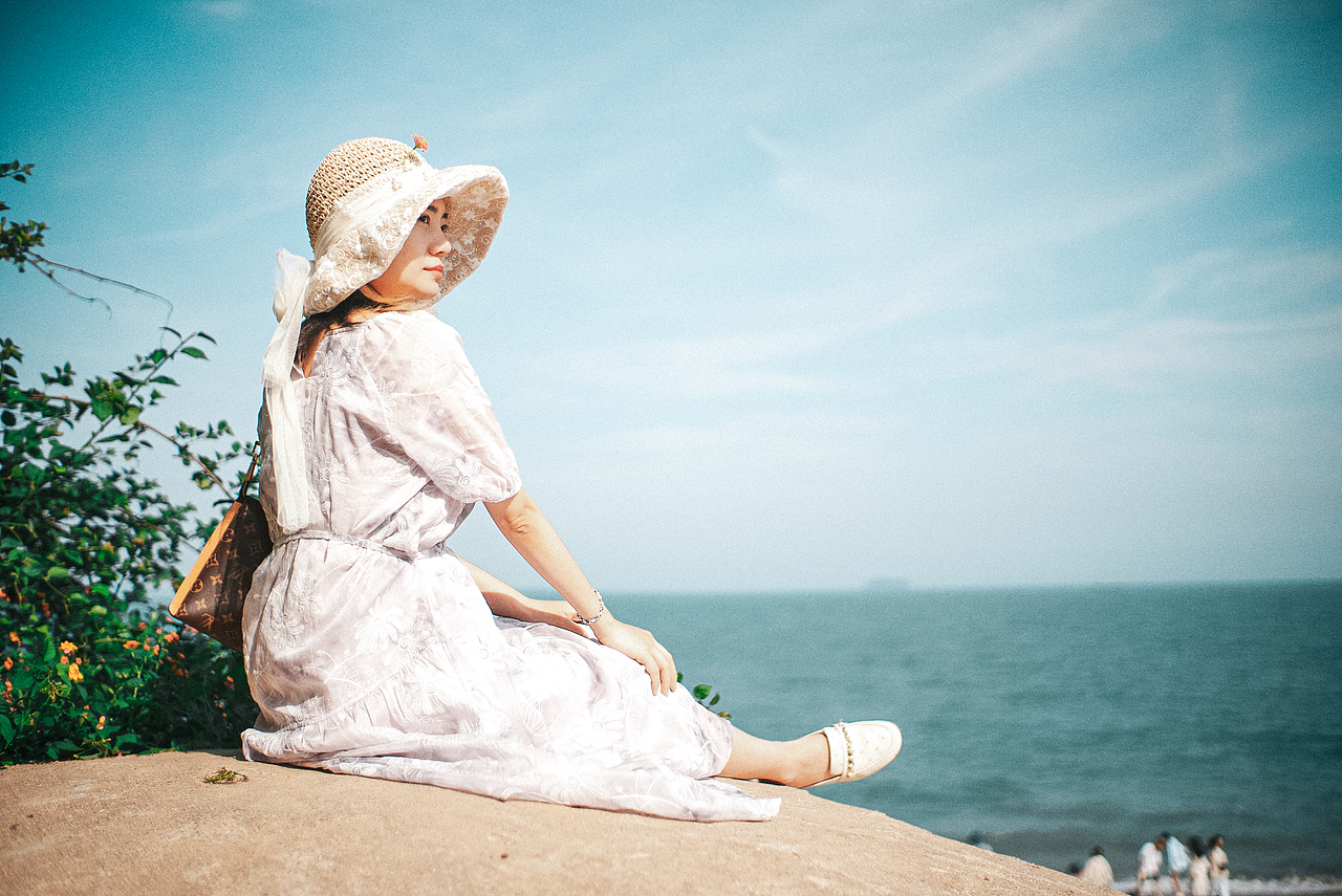 阳光.沙滩.海岸线（图ZMzkwMTk5ODEy） - 人文/纪实摄影 - 站酷设计师一只小飞熊原创素材 - 站酷ZCOOL