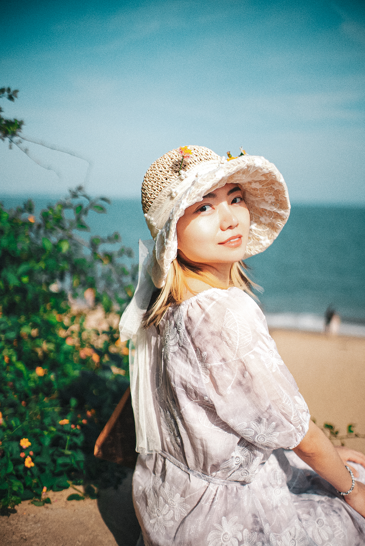 阳光.沙滩.海岸线（图ZMzkwMTk5ODE2） - 人文/纪实摄影 - 站酷设计师一只小飞熊原创素材 - 站酷ZCOOL