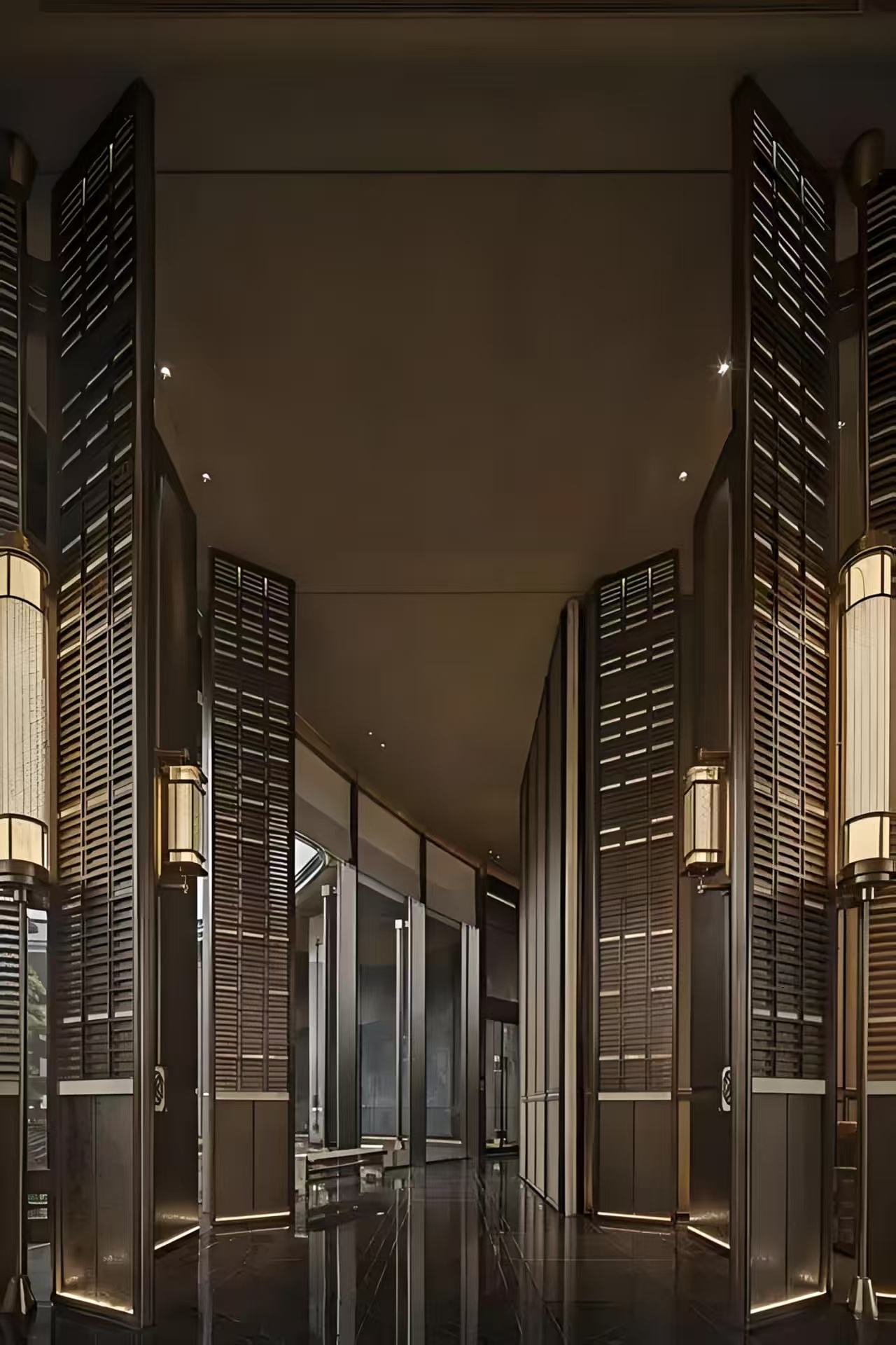 故宫修复厅惊现不锈钢蜂窝板?