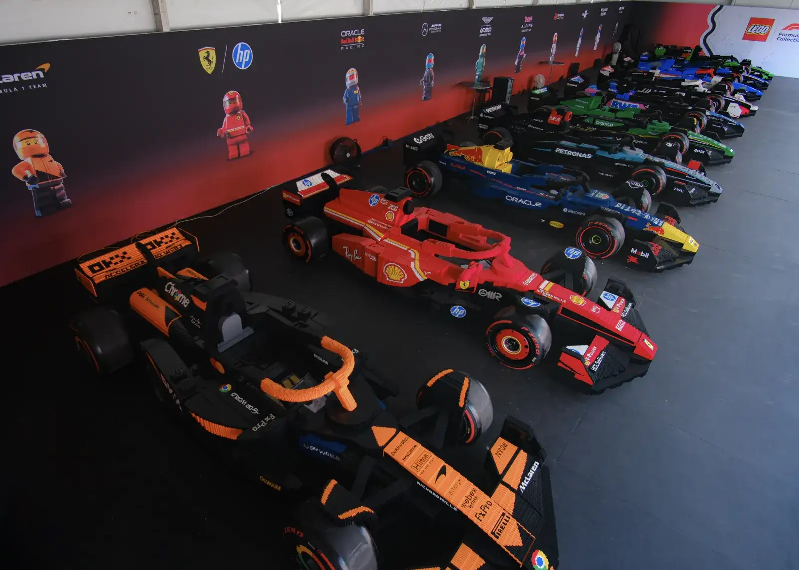 乐高打造10辆可驾驶的F1赛车/2025威尼斯建筑双年展/福田发起全球征集 奖金最高20万元（图ZMTUwODUxNjg=） - 资讯 - 站酷设计师站酷资讯原创素材 - 站酷ZCOOL