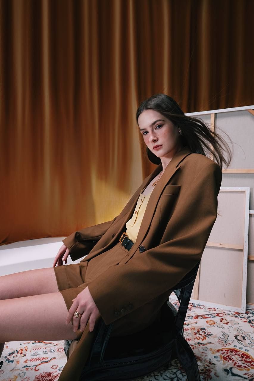 一组小众品牌拍摄（图ZMzkwMjYwNDk2） - 品牌 - 站酷设计师模特经纪时玖原创素材 - 站酷ZCOOL