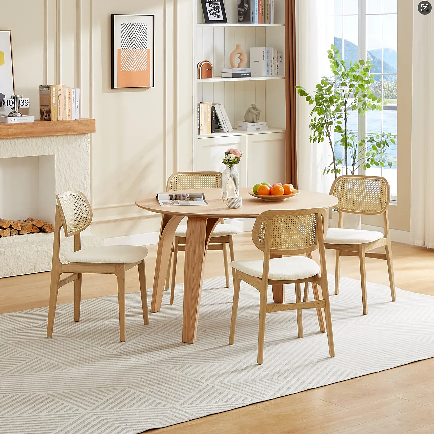 超有氛围感的桌椅的拍摄