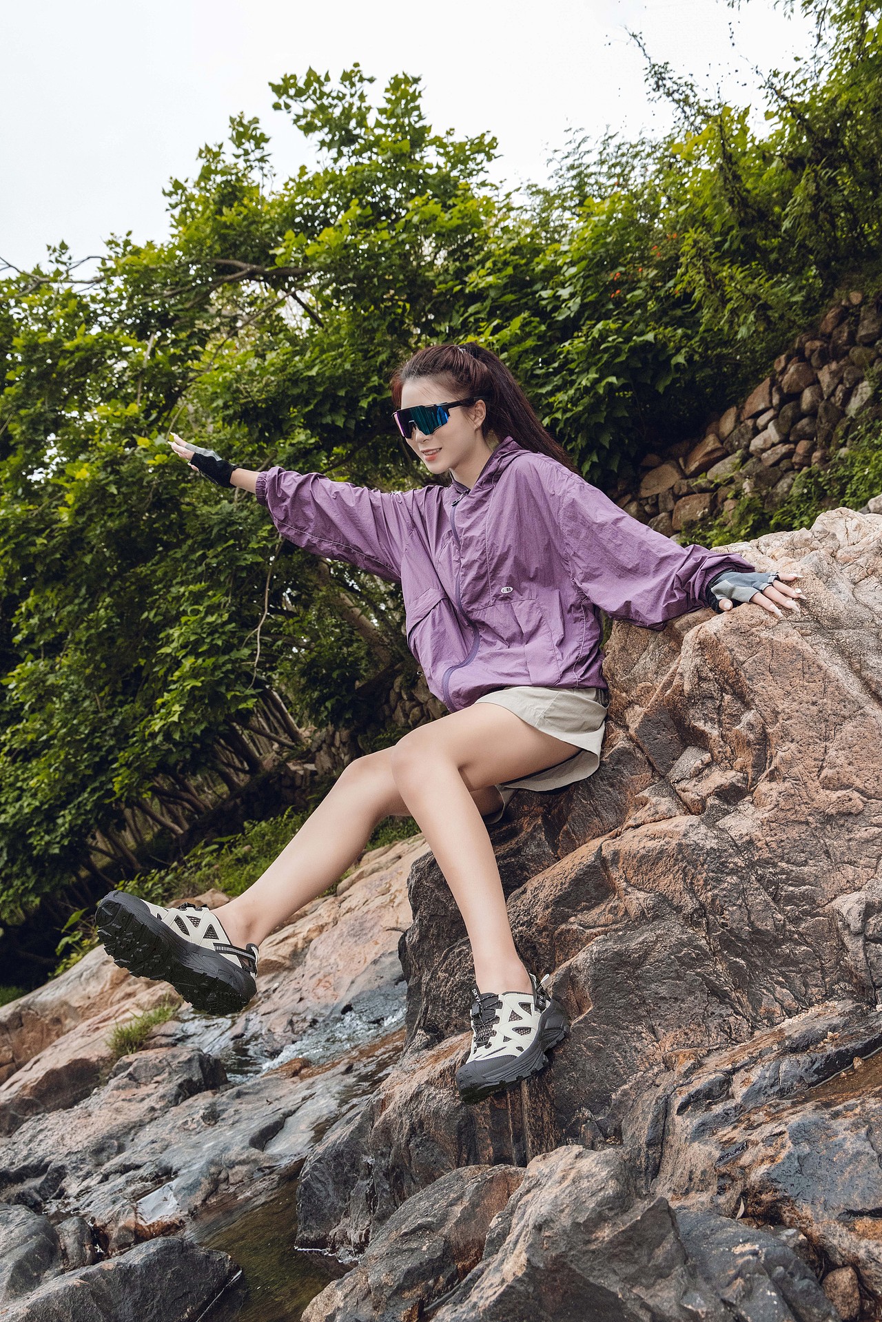 女溯溪鞋（图ZMzkwMzUwMjAw） - 产品摄影 - 站酷设计师羽岚摄影原创素材 - 站酷ZCOOL