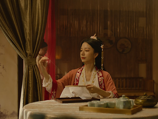 《丫鬟的浴光宝物》无冷感热水器 - Midea