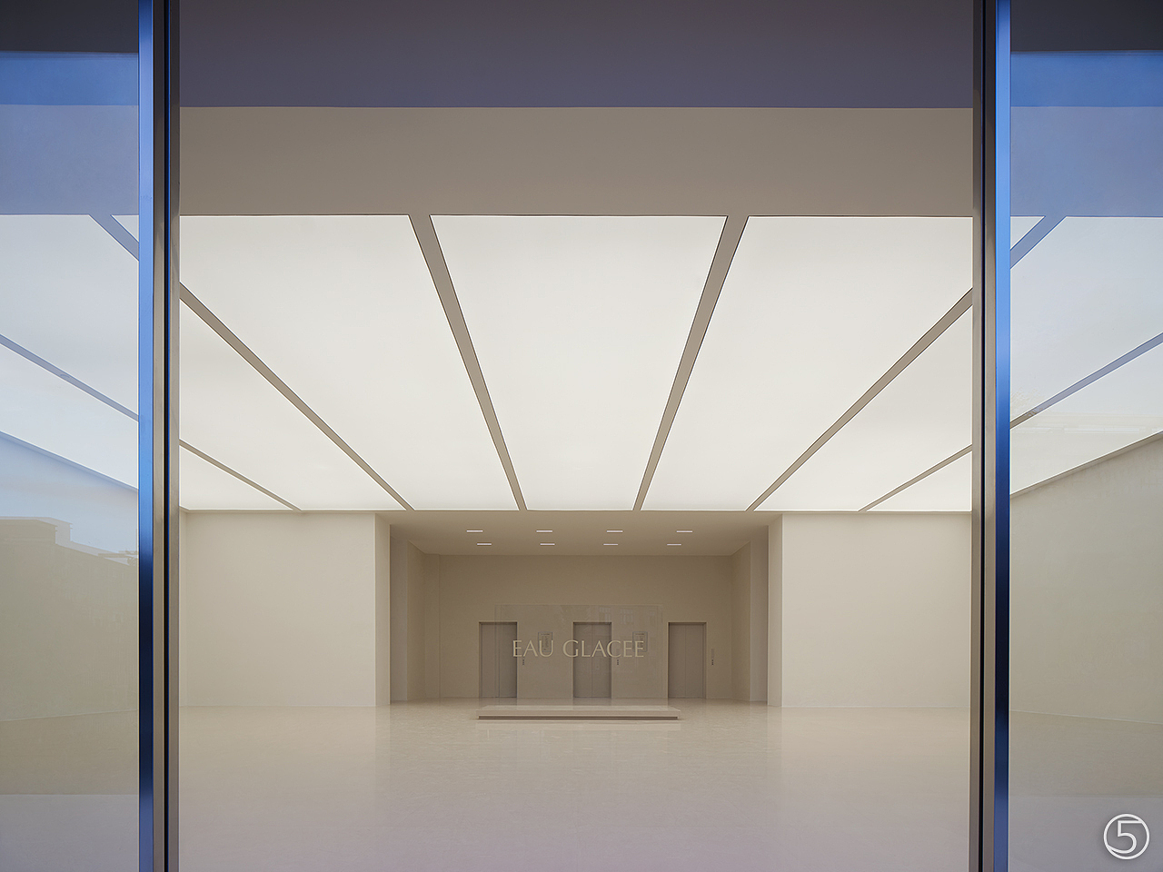 空间摄影|EAU GLACEE展厅空间（图ZMzkwMzkyMzUy） - 环境/建筑摄影 - 站酷设计师五度摄影原创素材 - 站酷ZCOOL