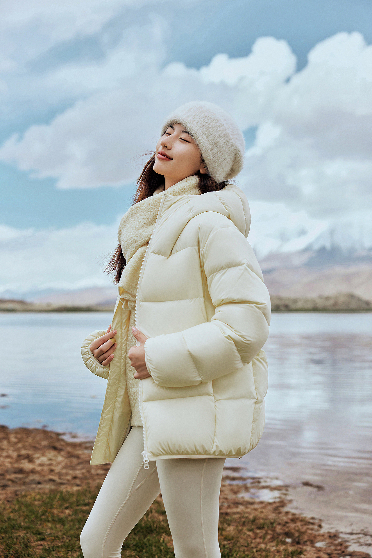 新疆海拔4000米羽绒服拍摄