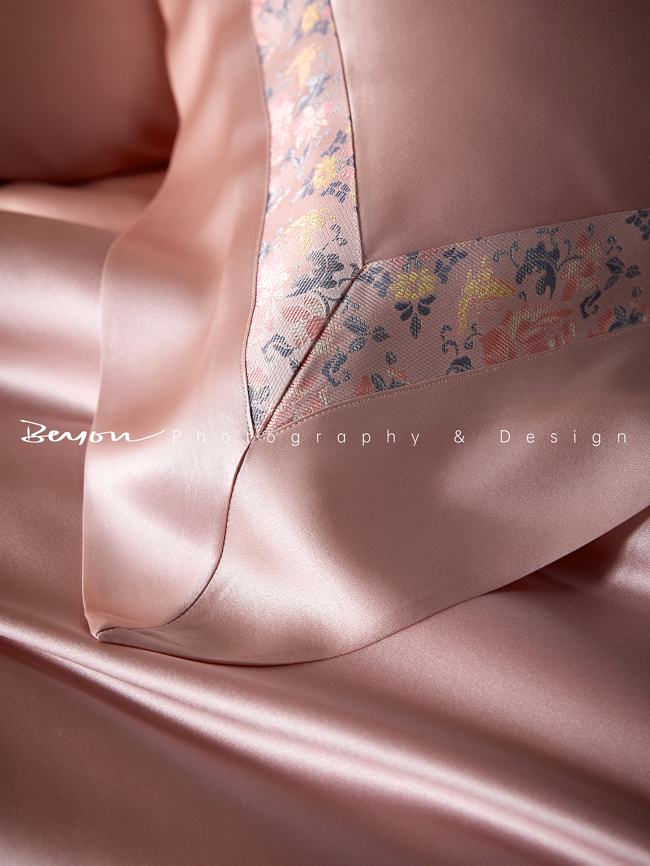 真丝四件套拍摄