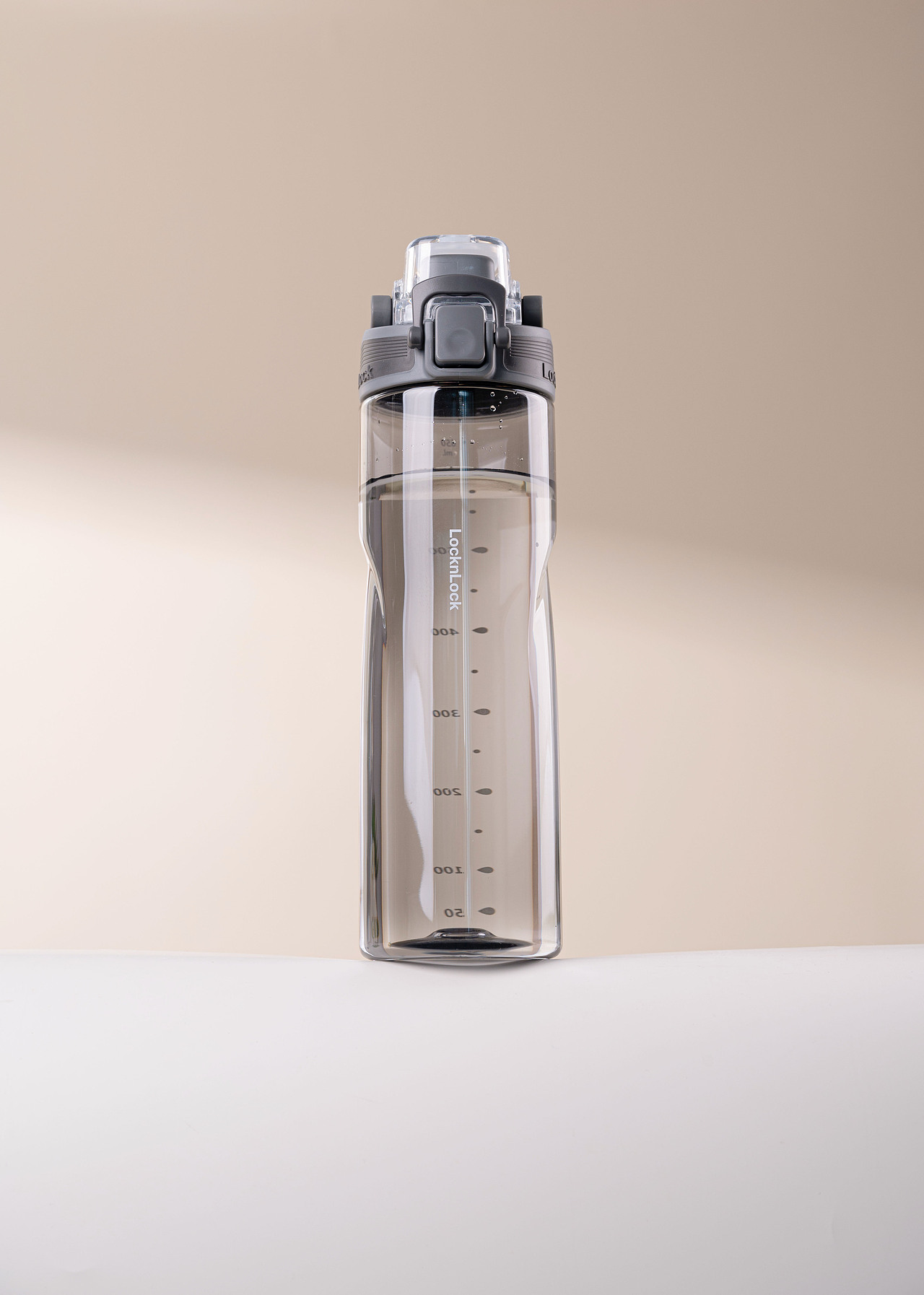 一些运动水杯（图ZMzkwNDU3ODY0） - 产品摄影 - 站酷设计师邓洛尘原创素材 - 站酷ZCOOL