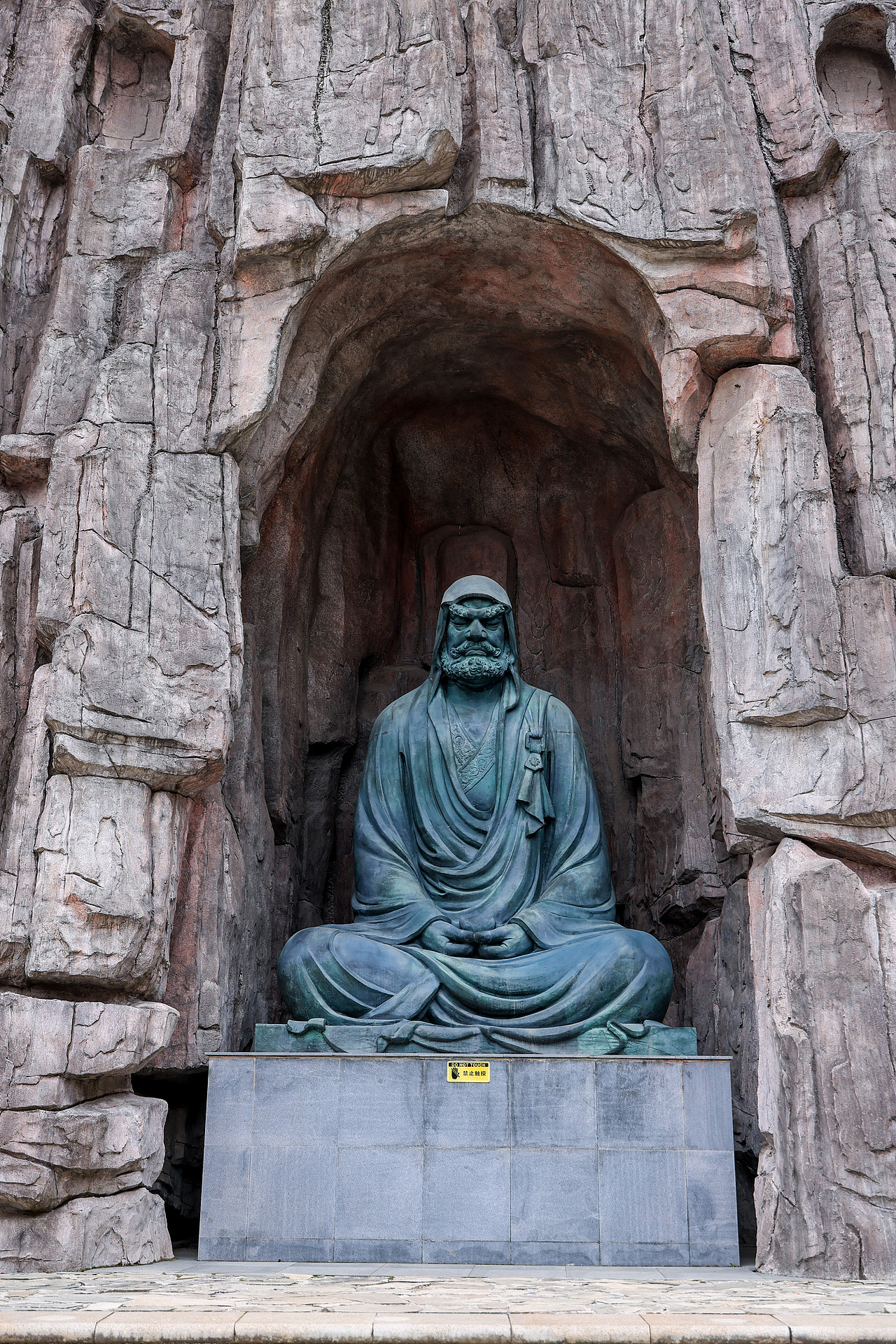 燕子矶新城之初夏（图ZMzkwNTU4MjE2） - 风光摄影 - 站酷设计师小小兵之兵原创素材 - 站酷ZCOOL