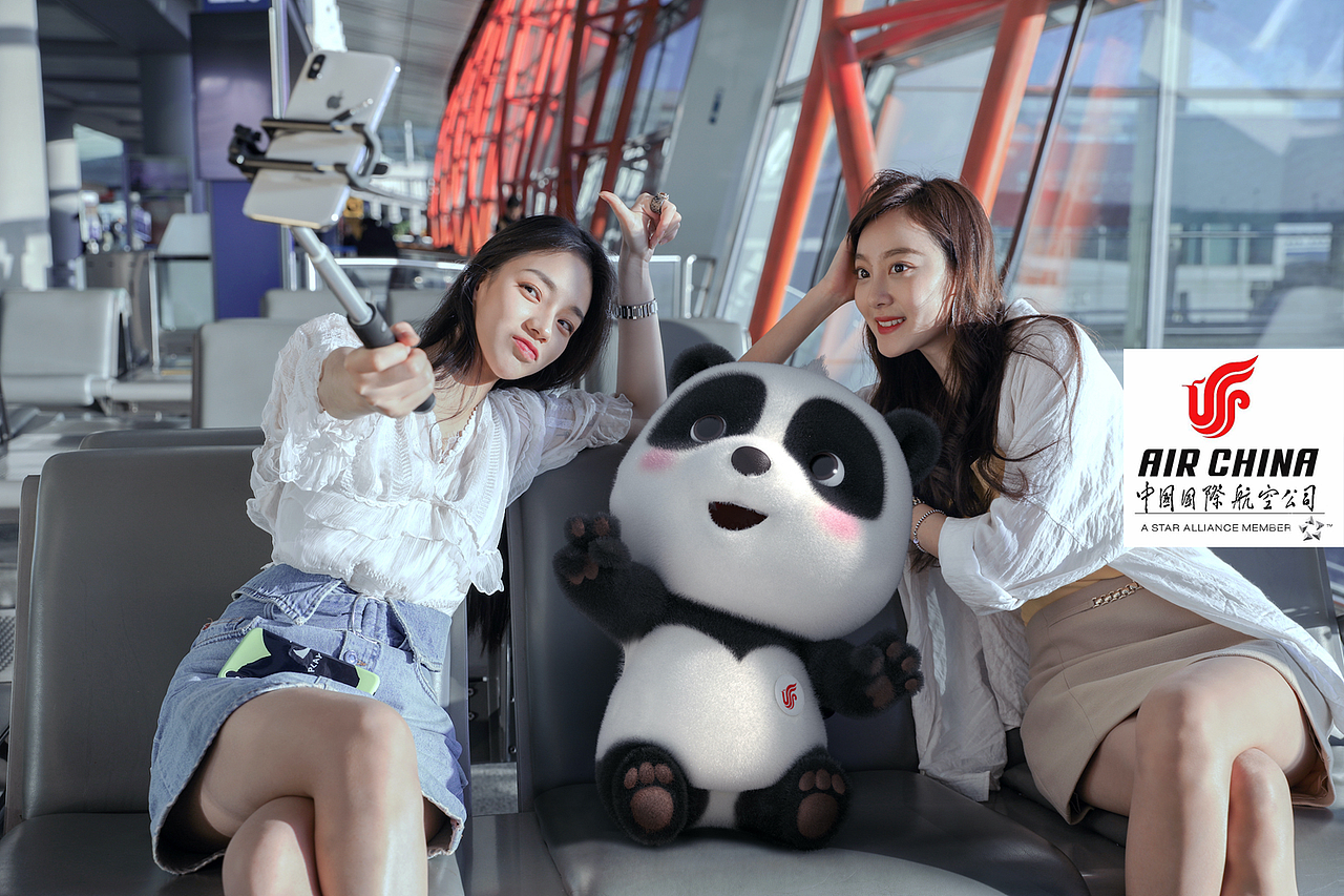 国航cg大熊猫IP形象海报（图ZMzkwNjMzODM2） - 人物/生物 - 站酷设计师星布洛姆原创素材 - 站酷ZCOOL