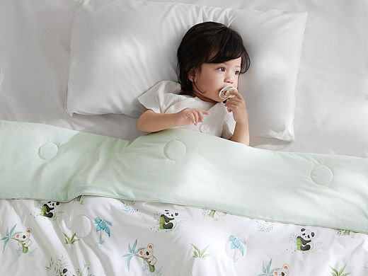 夏涼被#蓋毯（個人主頁-ZNzE5MjQ5OTI=） - 人像攝影 - 站酷設計師金奎商業(yè)攝影原創(chuàng)素材 - 站酷ZCOOL