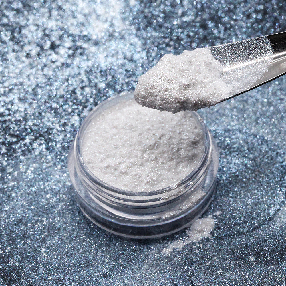 赛博朋克风白蓝金属色