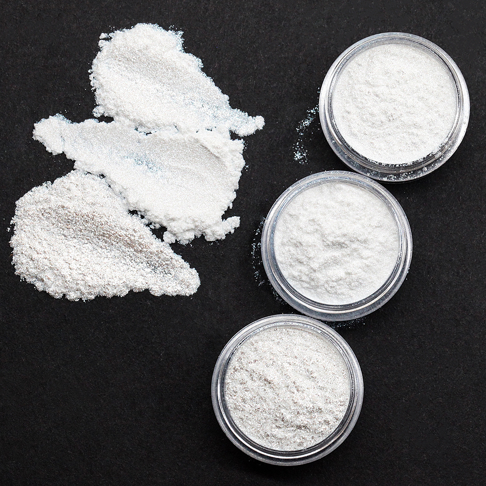 赛博朋克风白蓝金属色