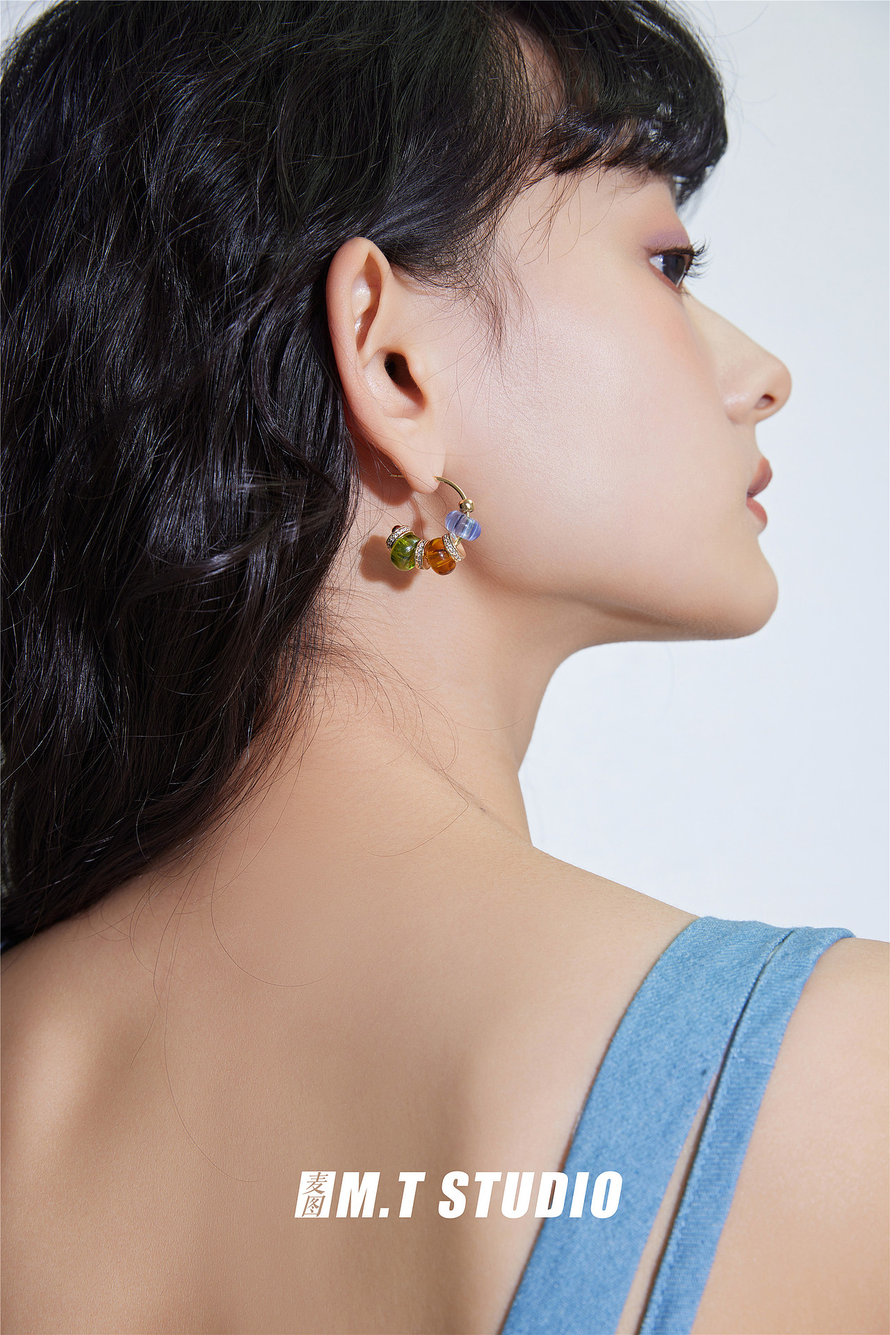 饰品拍摄 少女饰品模特拍摄 耳环模特拍照青春少女饰品（图ZMzkwODY0MTUy） - 产品摄影 - 站酷设计师义乌麦图摄影官网原创素材 - 站酷ZCOOL