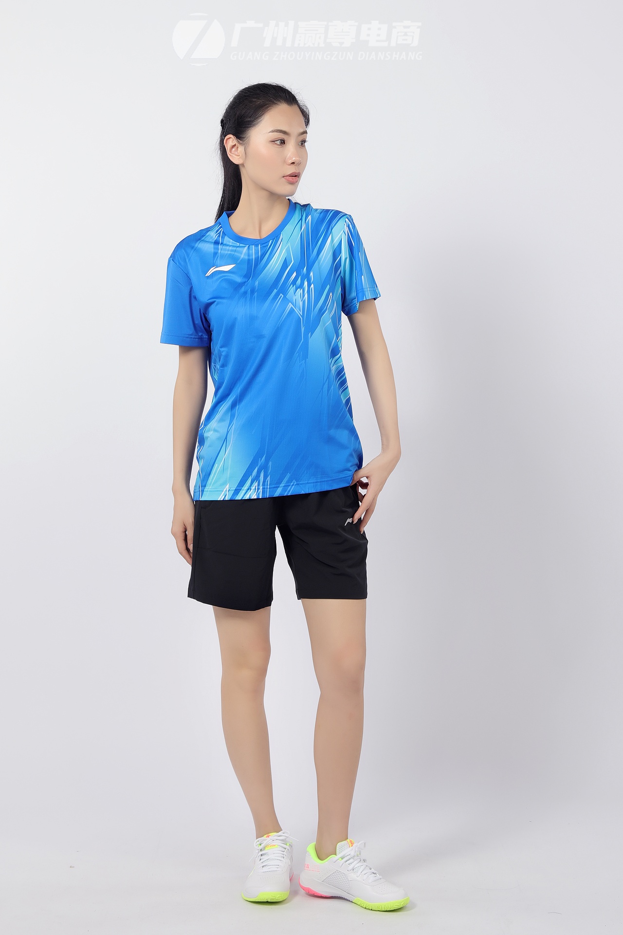 广州羽毛球服拍摄|羽毛球服拍照|运动装拍摄|商品拍照（图ZMzkwODY2NTM2） - 产品摄影 - 站酷设计师广州赢尊电商原创素材 - 站酷ZCOOL