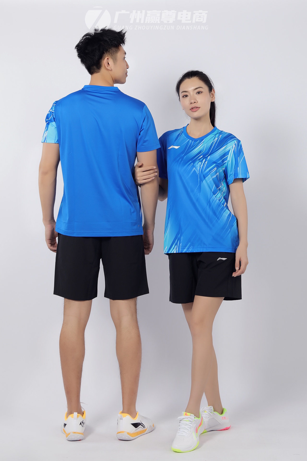 广州羽毛球服拍摄|羽毛球服拍照|运动装拍摄|商品拍照（图ZMzkwODY2NTQ4） - 产品摄影 - 站酷设计师广州赢尊电商原创素材 - 站酷ZCOOL