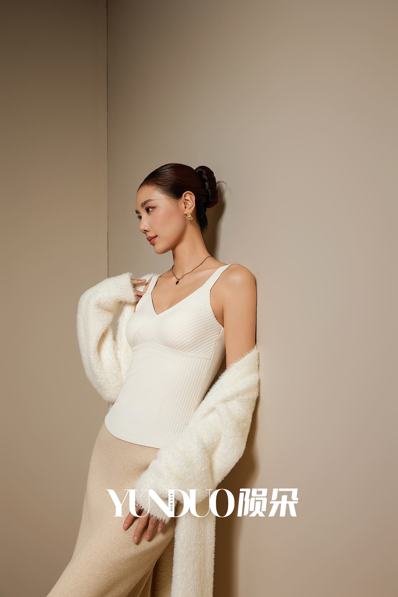 打底衫拍摄 舒适打底衫拍摄 高级打底衫拍摄（图ZMzkwODc0NjE2） - 产品摄影 - 站酷设计师陨朵商拍刘大奇原创素材 - 站酷ZCOOL