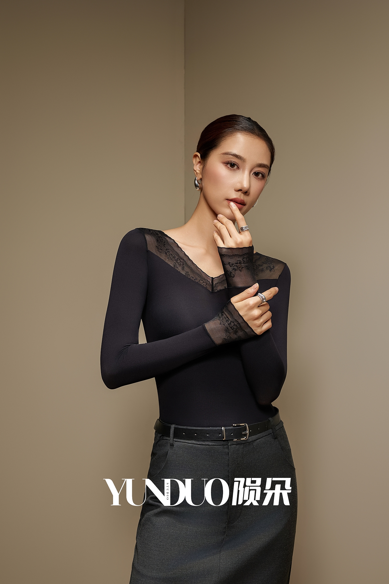 打底衫拍摄 舒适打底衫拍摄 高级打底衫拍摄（图ZMzkwODc0NjQ4） - 产品摄影 - 站酷设计师陨朵商拍刘大奇原创素材 - 站酷ZCOOL