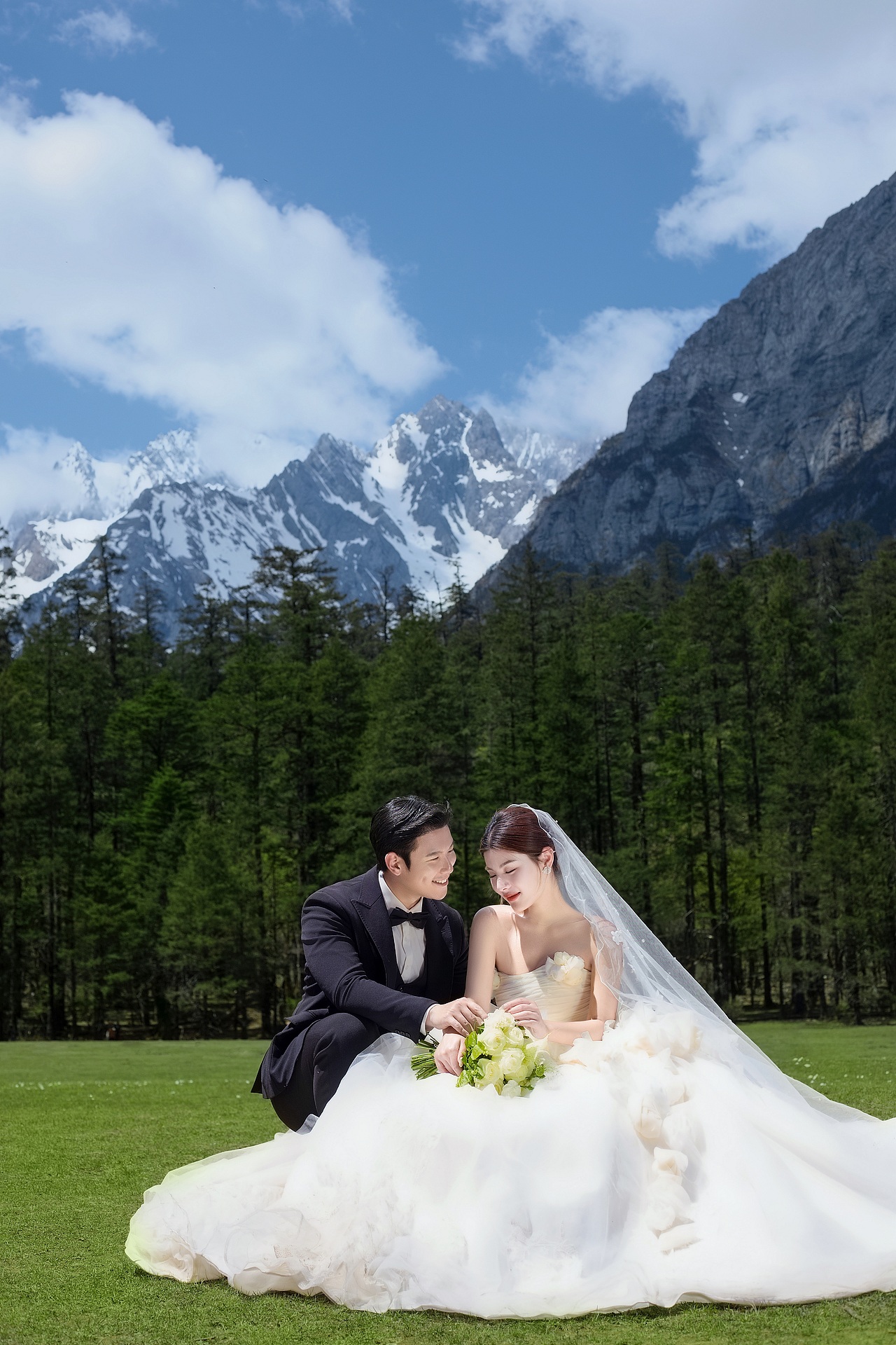 旅拍婚纱样片-丽江（图ZMzkwOTUzNjAw） - 修图/后期 - 站酷设计师娟子修图原创素材 - 站酷ZCOOL