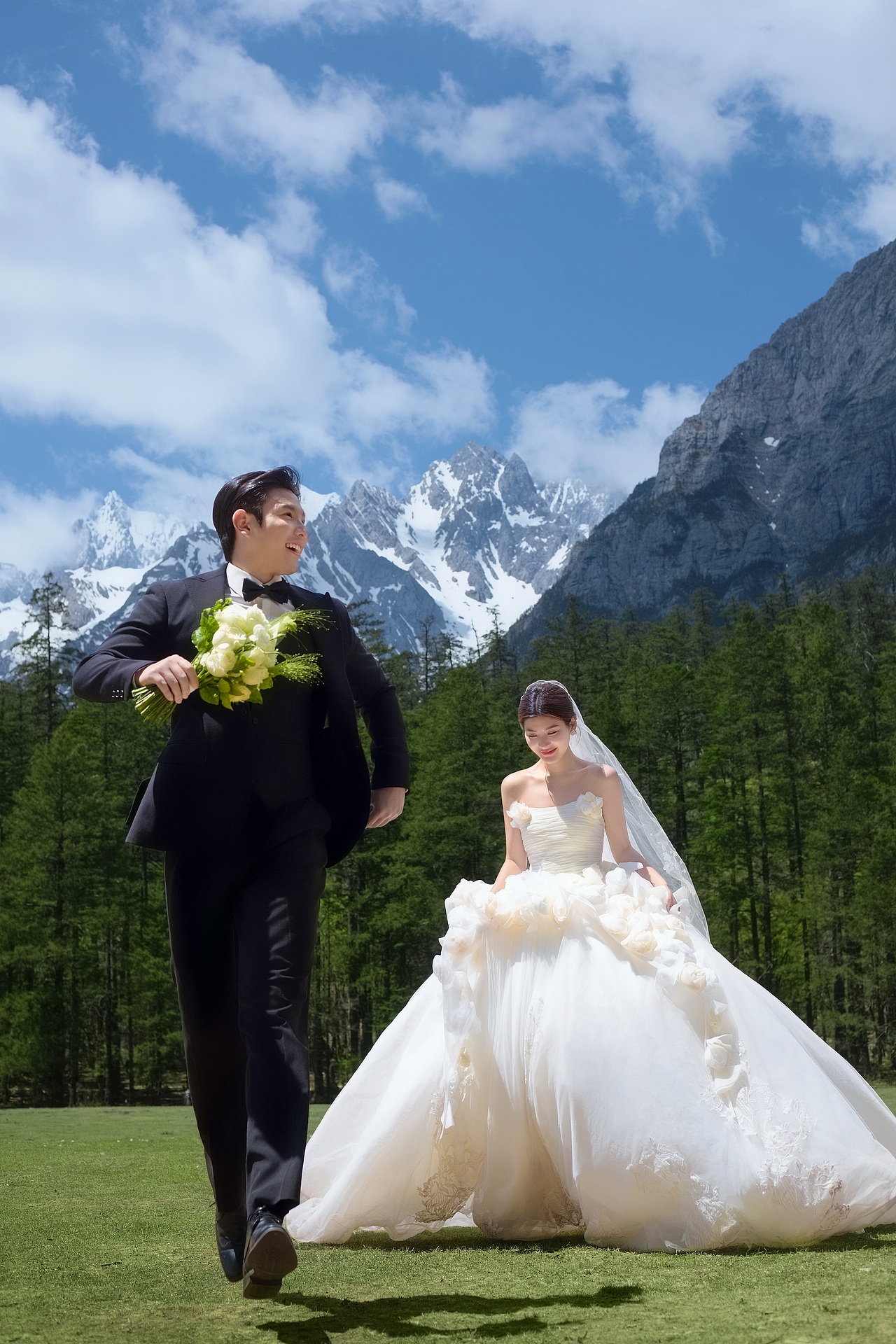 旅拍婚纱样片-丽江（图ZMzkwOTUzNTk2） - 修图/后期 - 站酷设计师娟子修图原创素材 - 站酷ZCOOL