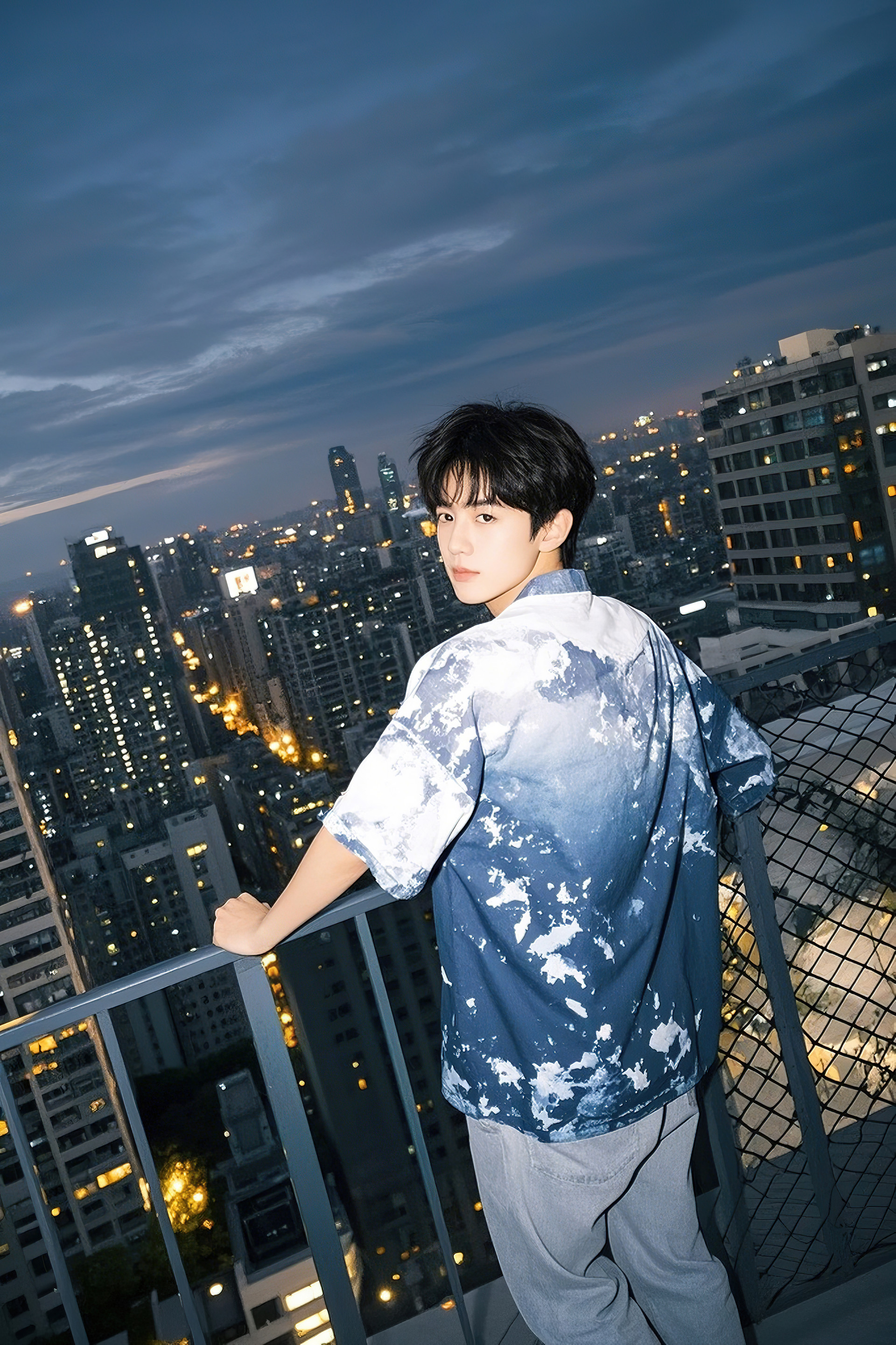 权威评测：从肌肤油腻松弛到紧致焕新，2025年男士洁面套装逆袭之路