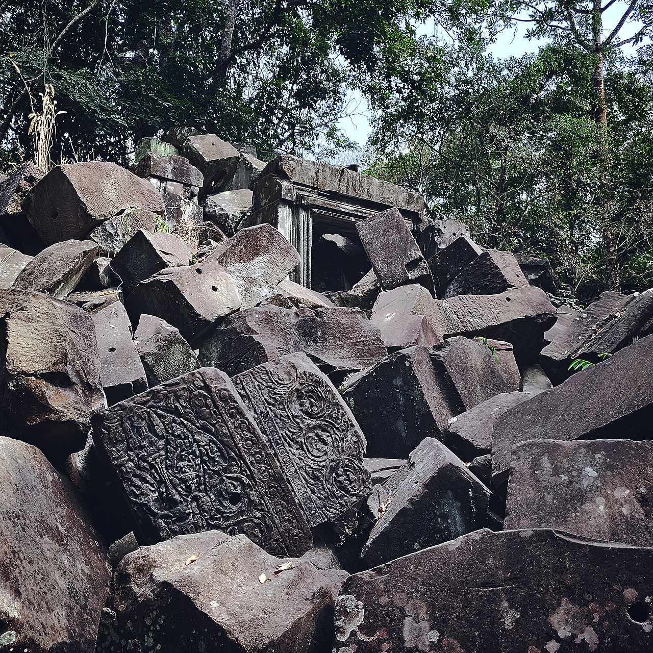 吴哥窟的现实版神庙逃亡 | 一个符号工作室