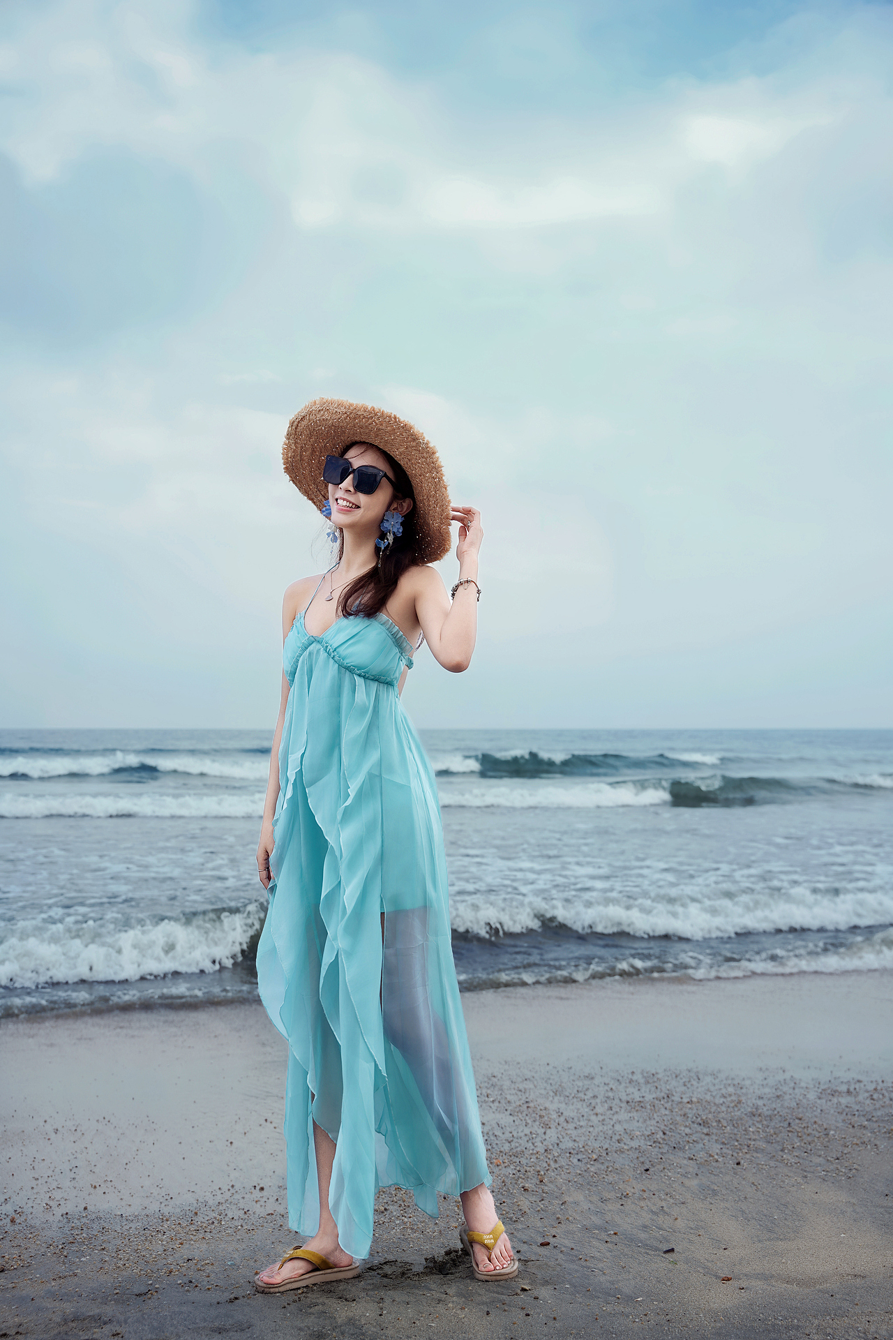 广州舞蹈生模特|海边旅游连衣裙穿搭分享