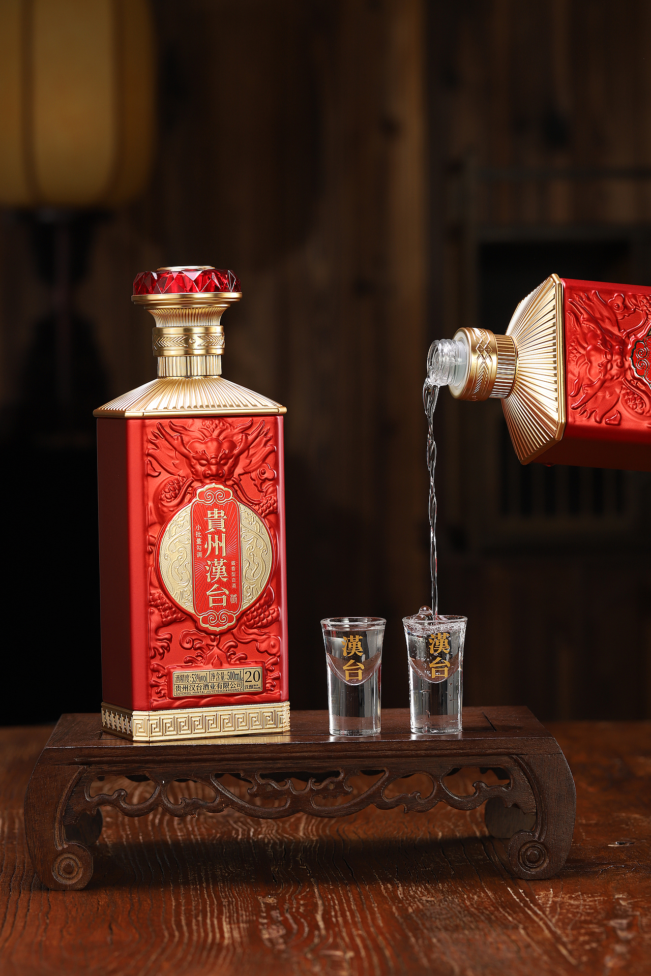 白酒拍攝案例（圖ZMzkxMDUwOTQ0） - 產(chǎn)品攝影 - 站酷設(shè)計師奔奔馬電商視覺原創(chuàng)素材 - 站酷ZCOOL